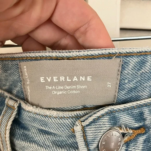 Everlane The A-Line Denim Organic Cotton High Rise Short in Powder Blue Size 27 - Picture 3 of 4